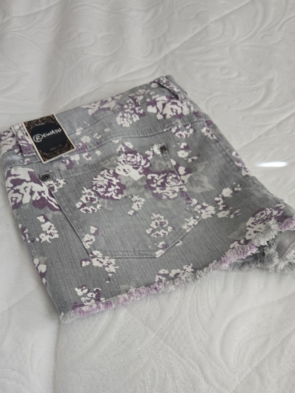 Rewash Gray Denim Floral Frayed Hem Shorts with Lavender Print